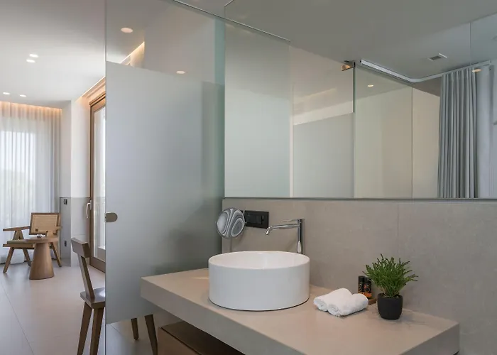 Sansal Boutique (adults Only)