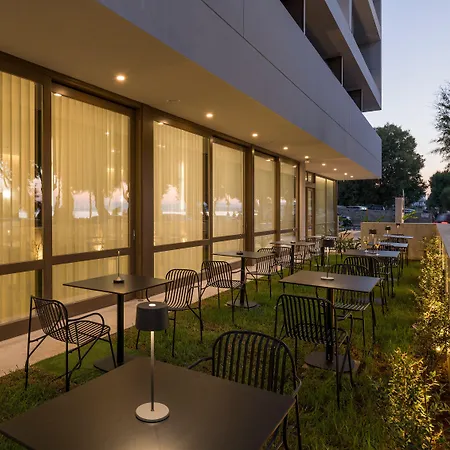 Hotel Sansal Boutique - Adults & Children 11