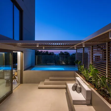 Sansal Boutique - Adults & Children 11 Hotel